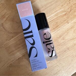 Saie • Glowy Super Gel